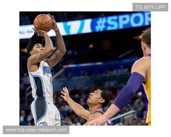 太阳替补席攻防两端贡献关键分数